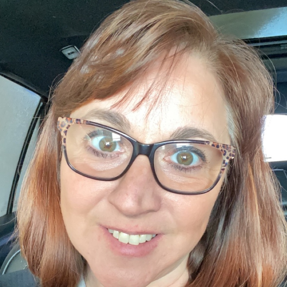 Meet your Posher, Angela
